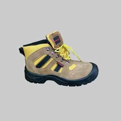 Aanbieding SCARPA ANTINFORTUNISTICA ‘BROWN‘. Modello SCARPA ANTINFORTUNISTICA ‘BROWN‘ n° 43