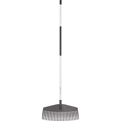 Aanbieding SCOPA GIARDINO LIGHT + MANICO FISKARS