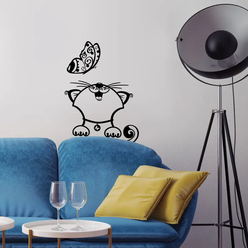 Gatto affacciato con farfalla Weekendaanbieding